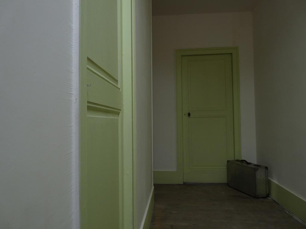 Bed and Breakfast Le Betrot Estissac Zimmer foto