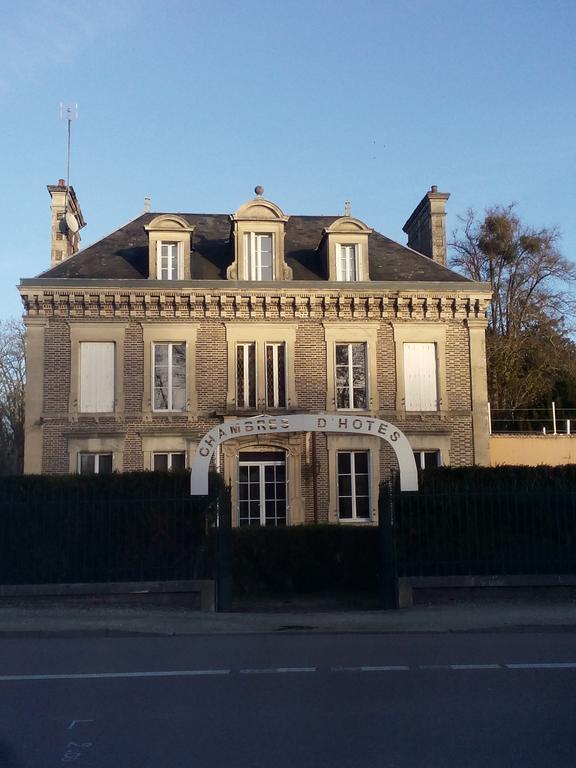 Bed and Breakfast Le Betrot Estissac Exterior foto